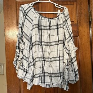 Woman’s Black and White Plaid Top